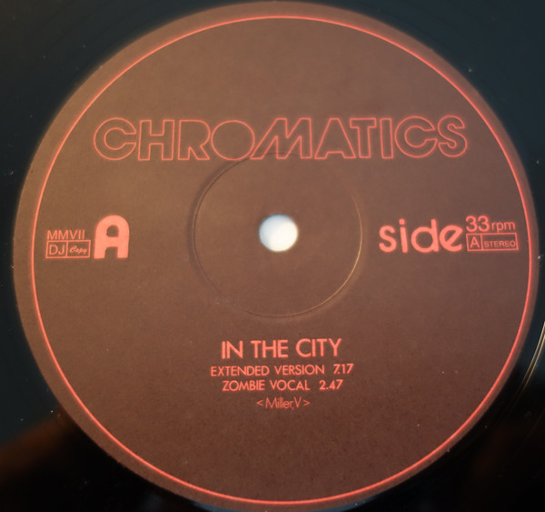 Chromatics - In The City | Italians Do It Better (IDIB000) - 3