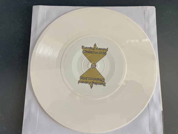 Starfucker - Running Around (Skeletron Mix) | Polyvinyl Record Company (PRC-481) - 4 Starfucker - Running Around (Skeletron Mix) | Polyvinyl Record Company (PRC-481) - 4