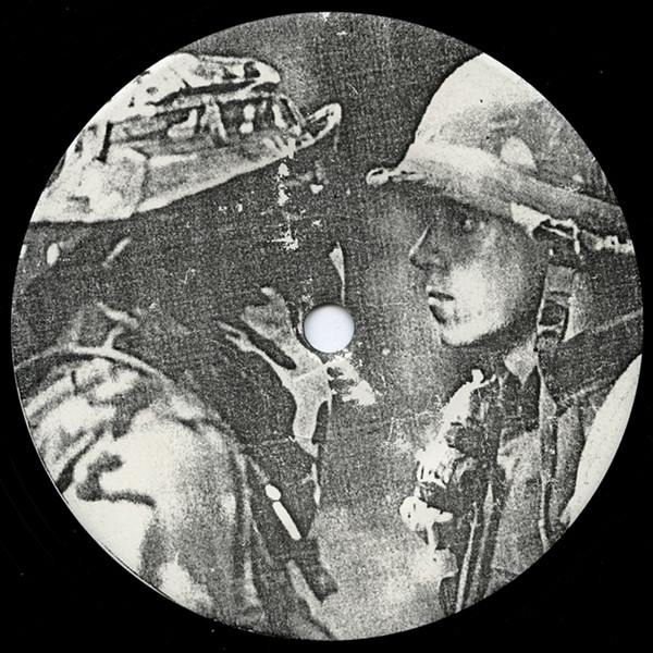 Escape - Echappe À L'Histoire ! = Geh Weg ! Aus Der Geschichte ! | Ape Records (ESC 001) - 3 Escape - Echappe À L'Histoire ! = Geh Weg ! Aus Der Geschichte ! | Ape Records (ESC 001) - 3