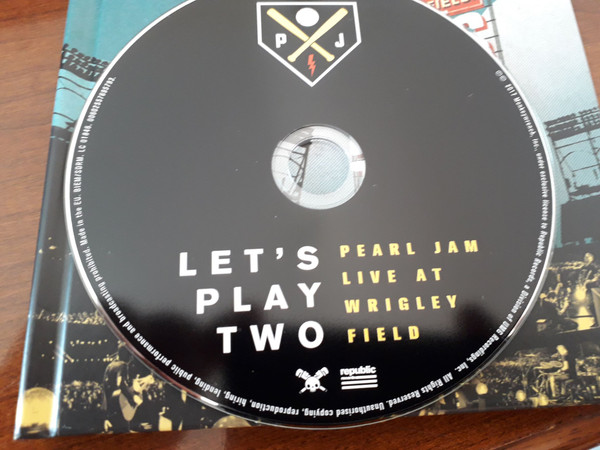Pearl Jam - Let's Play Two (Music From The Danny Clinch Film) | Monkeywrench Records (602557695793) - 3