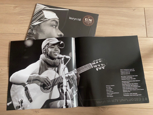 Lauryn Hill - MTV Unplugged 2.0 | Columbia (19075851211) - 2 Lauryn Hill - MTV Unplugged 2.0 | Columbia (19075851211) - 2