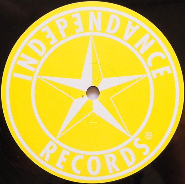 Eyerer & Chopstick - Haunting | Independance Records (IR0637) - 4 Eyerer & Chopstick - Haunting | Independance Records (IR0637) - 4