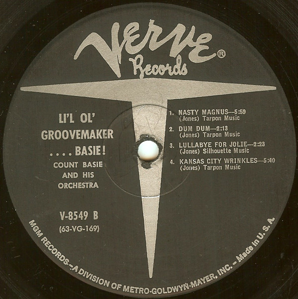 Count Basie Orchestra - Li'l Ol' Groovemaker... Basie! | Verve Records (V-8549) - 4