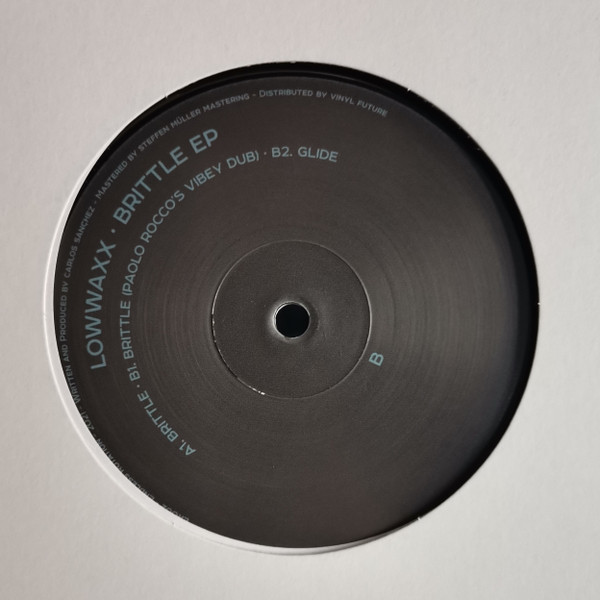 Lowwaxx - Brittle EP | Endless Rotation (ER002) - 2 Lowwaxx - Brittle EP | Endless Rotation (ER002) - 2