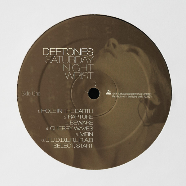 Deftones - Saturday Night Wrist [Vinyl] | Maverick (43239-1) - 3