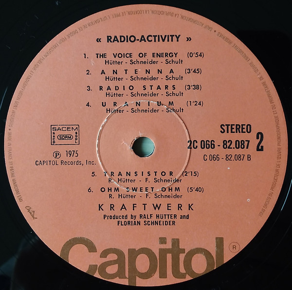 Kraftwerk - Radio-Activity | Capitol Records (2C 066-82.087) - 3 Kraftwerk - Radio-Activity | Capitol Records (2C 066-82.087) - 3
