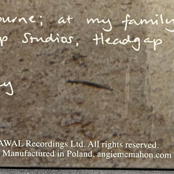 Angie McMahon - Salt | AWAL Recordings Ltd (803020197411) - 3 Angie McMahon - Salt | AWAL Recordings Ltd (803020197411) - 3