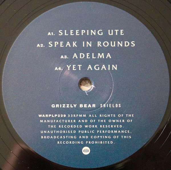 Grizzly Bear - Shields | Warp Records (WARPLP229) - main Grizzly Bear - Shields | Warp Records (WARPLP229) - main