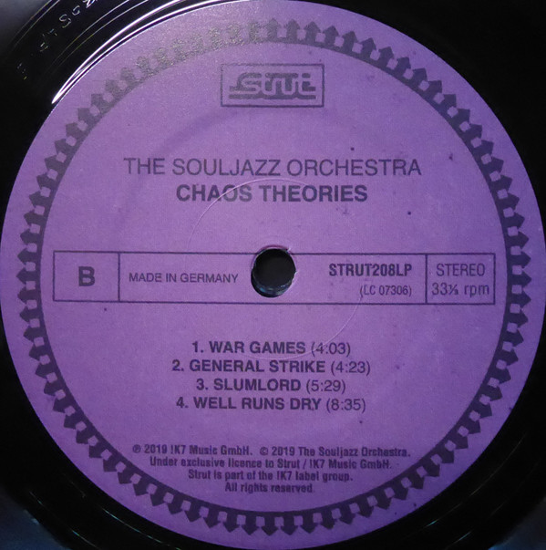 The Souljazz Orchestra - Chaos Theories | Strut (STRUT208LP) - 4 The Souljazz Orchestra - Chaos Theories | Strut (STRUT208LP) - 4