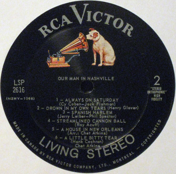 Chet Atkins - Our Man In Nashville | RCA Victor (LSP 2616) - 4 Chet Atkins - Our Man In Nashville | RCA Victor (LSP 2616) - 4