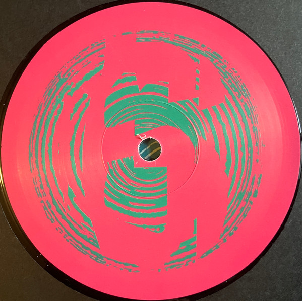 Various - Resonance: 10 Years Of Psychedelic Sounds From The Soul Of Invisible Inc | Invisible, Inc. (INVINC 40LPS) - 4 Various - Resonance: 10 Years Of Psychedelic Sounds From The Soul Of Invisible Inc | Invisible, Inc. (INVINC 40LPS) - 4