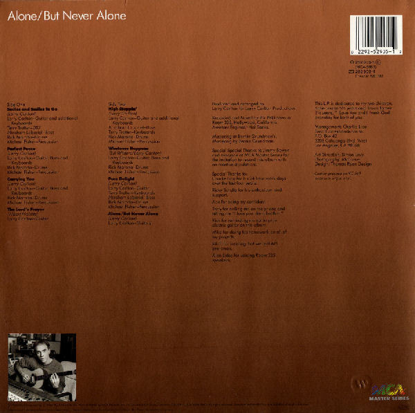 Larry Carlton - Alone/But Never Alone | MCA Records (252 905-1) - 2 Larry Carlton - Alone/But Never Alone | MCA Records (252 905-1) - 2