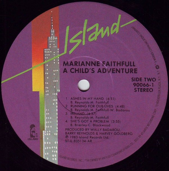 Marianne Faithfull - A Child's Adventure | Island Records (7 90066-1) - 4