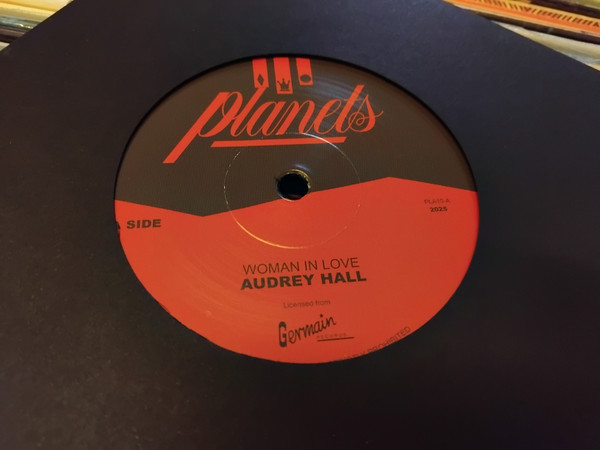 Audrey Hall - Woman In Love | Planets (PLA10-A) - 3