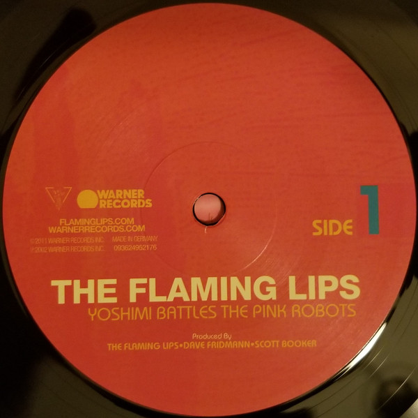 The Flaming Lips - Yoshimi Battles The Pink Robots | Warner Records (093624952176) - 4