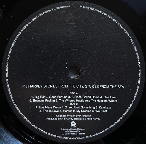 PJ Harvey - Stories From The City, Stories From The Sea | Island Records (0898541) - 4